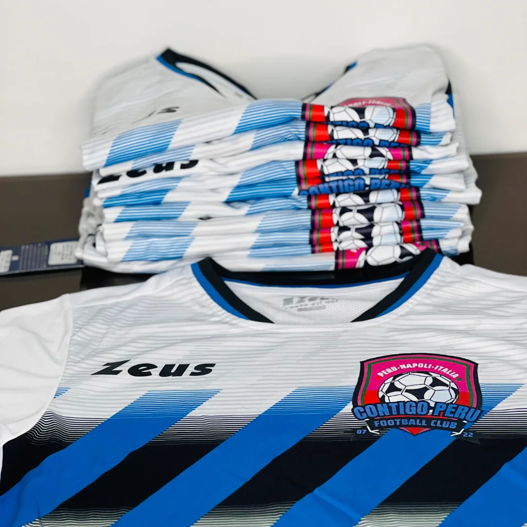 Abbigliamento Calcio Abbigliamento Calcio