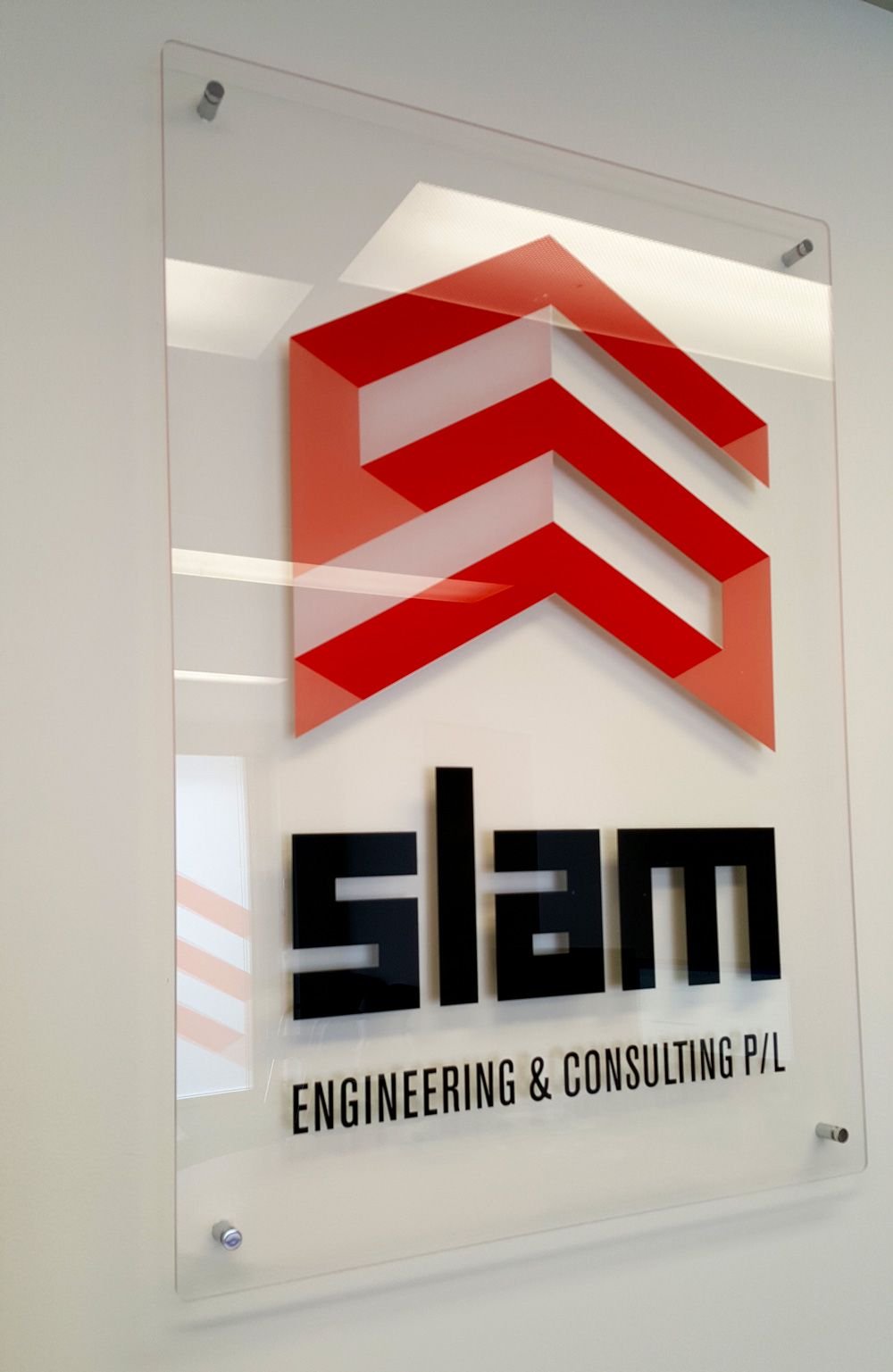 Targhe professionali in plexiglass, alluminio, ottone o PVC per uffici, porte e segnaletica interna/esterna Targhe professionali in plexiglass, alluminio, ottone o PVC per uffici, porte e segnaletica interna/esterna